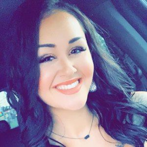 Meet your Posher, Candace